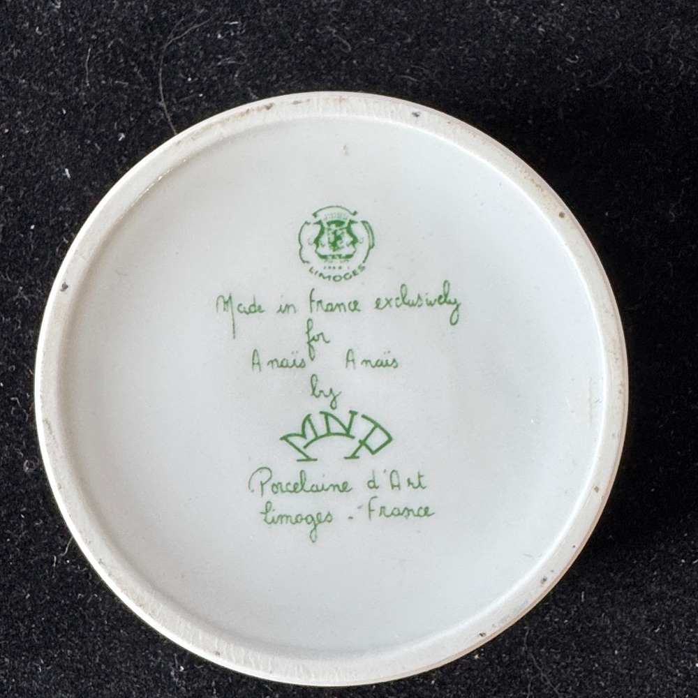 Vintage Limoges porcelain trinket box, likely a jewelry or keepsake box - Picture 2 of 5